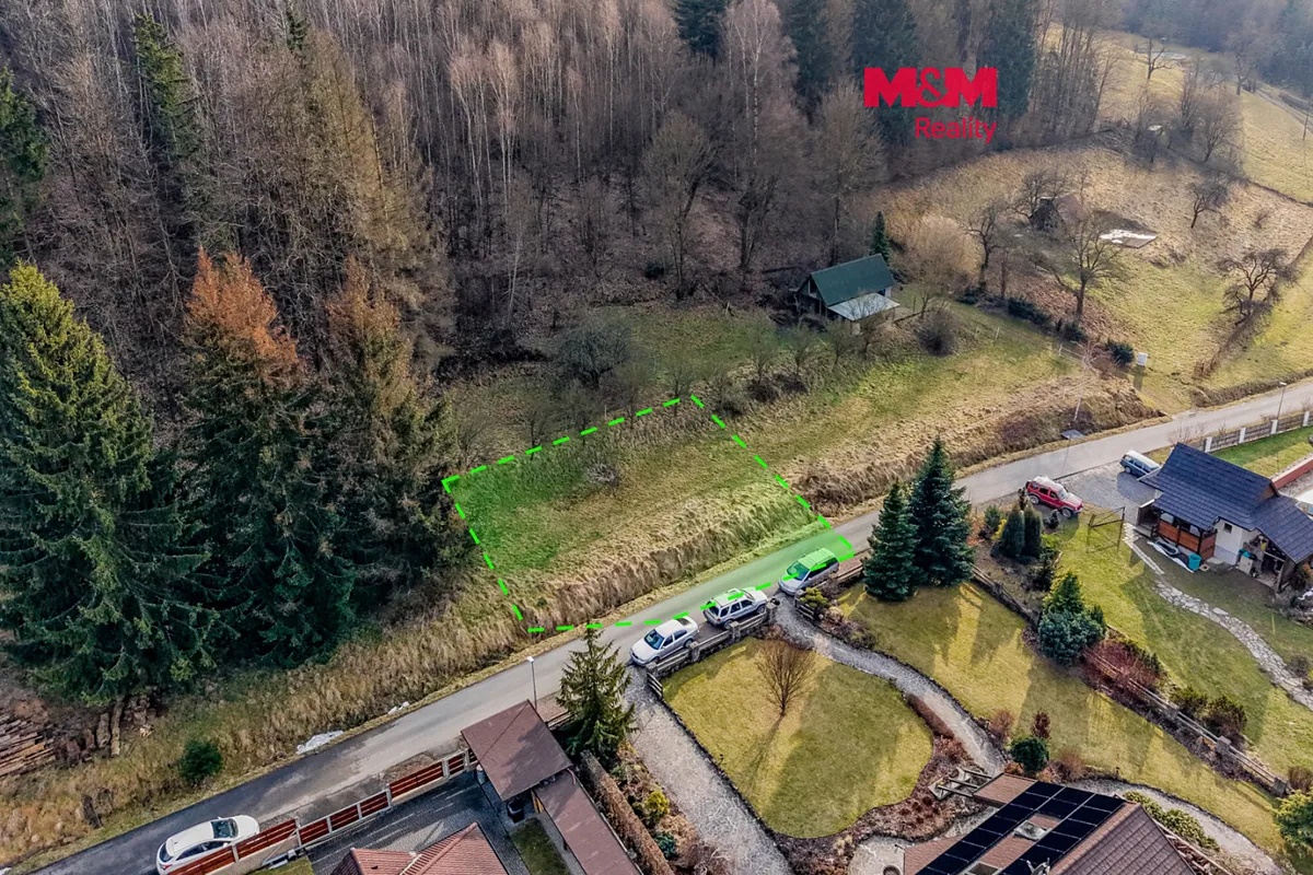 Prodej stavebního pozemku 600 m²